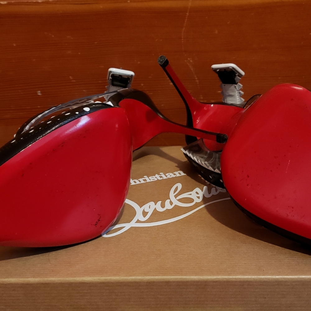 Sold - Picture 4 of 7